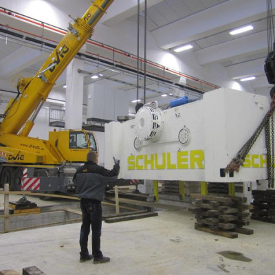 dvig-presa-demag